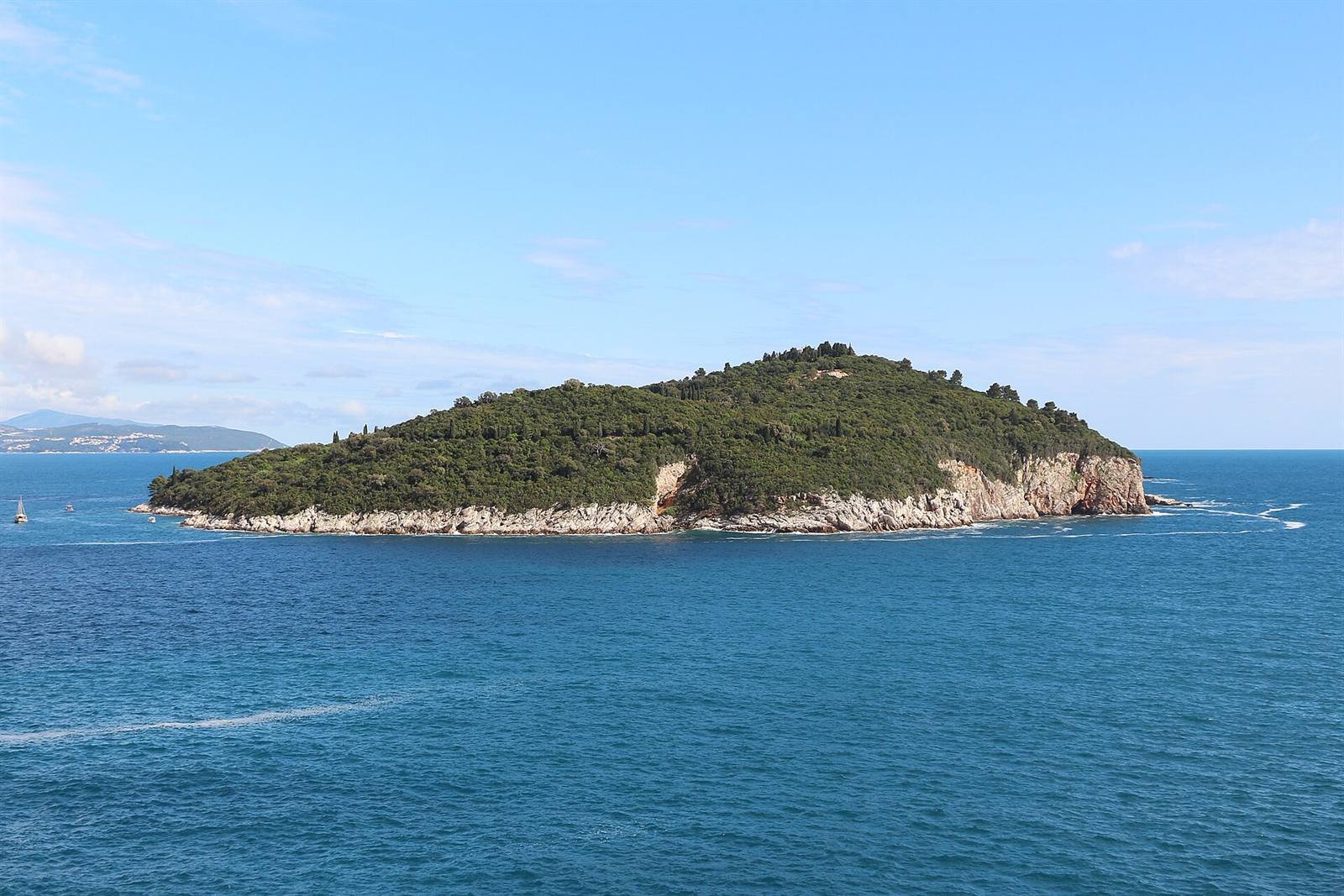 Lokrum Island · 2.1 km