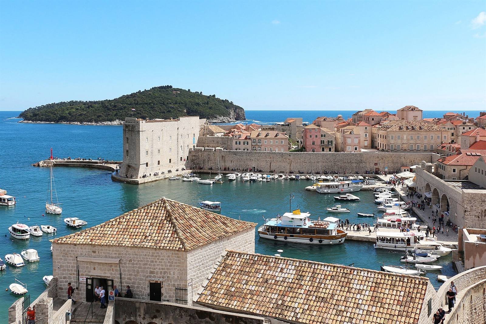 The Old Port · 0.6 km